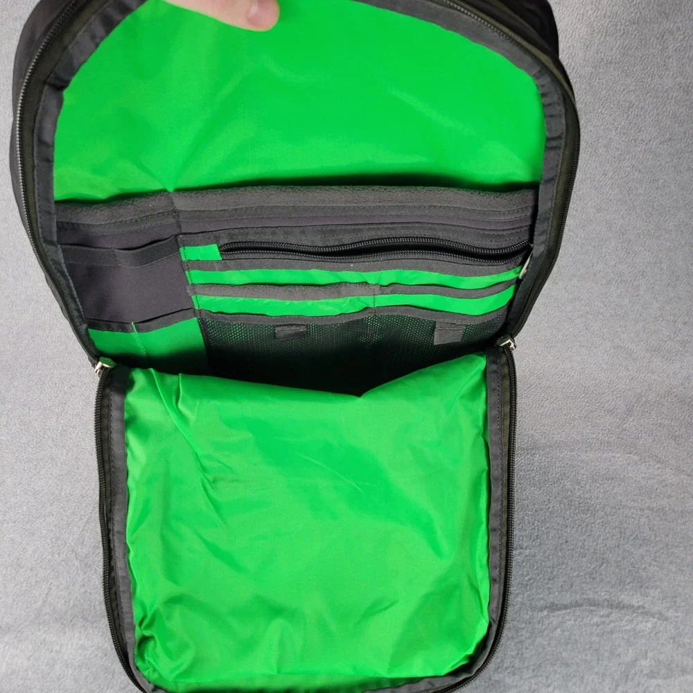 The North Face‎ Microbyte Backpack Black Olive Green Laptop Daypack FlexVent